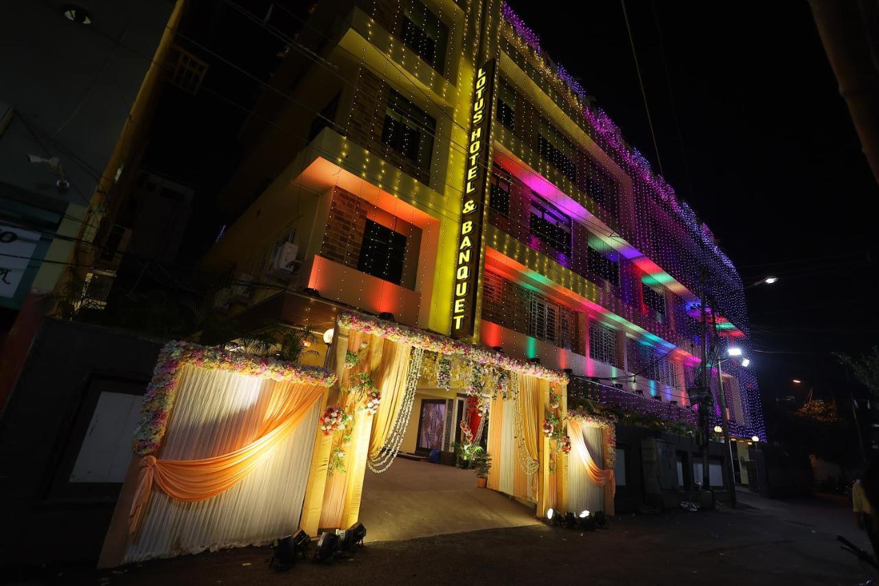 Hotel Lotus And Banquet